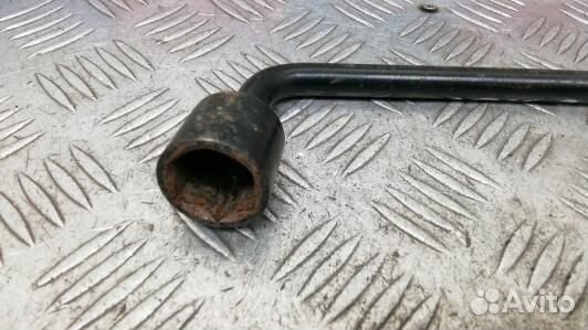 Ключ колесный nissan almera N16 (JDN38VP01)