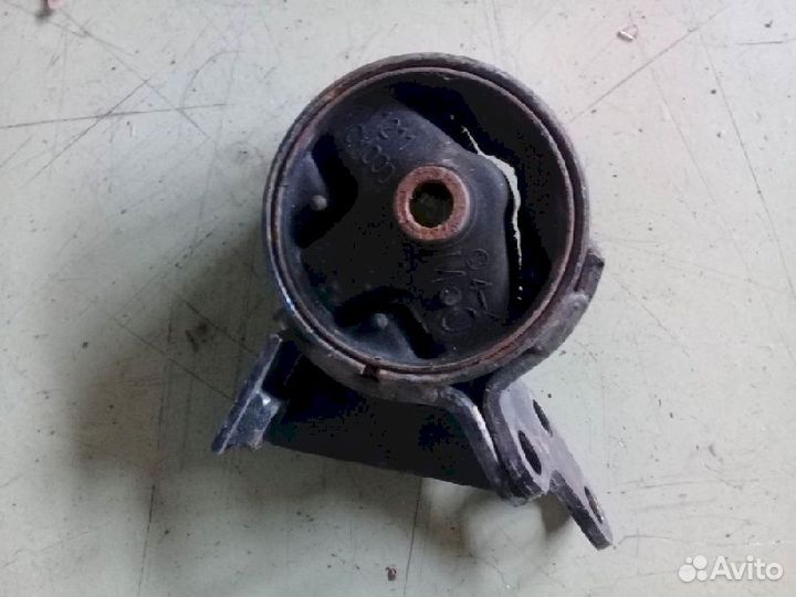 Опора двигателя (подушка двс) передняя правая 1121