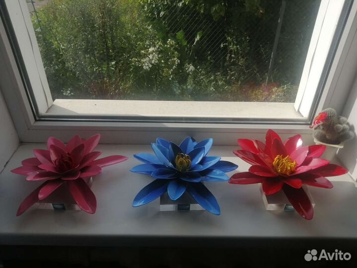 Цветы из металла