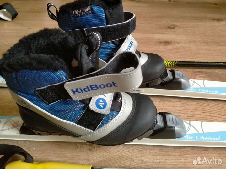 Лыжные ботинки