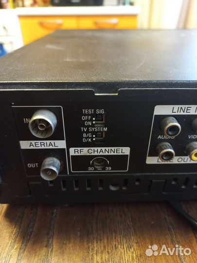 Видеомагнитофон sony