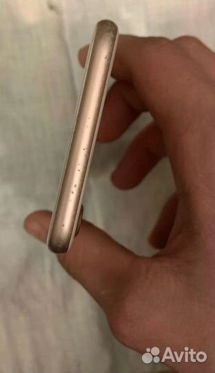 iPhone 7, 32 ГБ