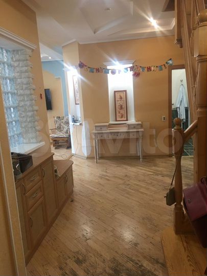 3-к. квартира, 195 м², 7/8 эт.