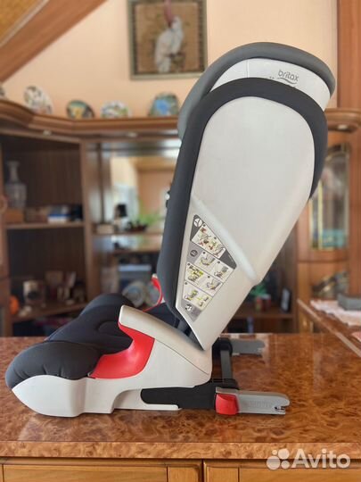 Детское автокресло 15 до 36 кг