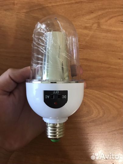 Лампа с аккумулятором и пультом управления