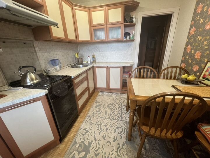 3-к. квартира, 70 м², 10/11 эт.