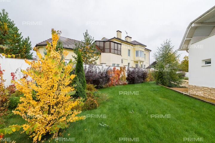 Дом 450 м² на участке 14 сот.