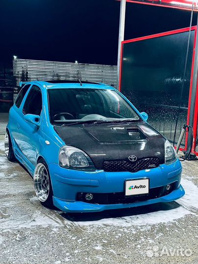 Toyota Vitz 1 3 RS 2001 синий