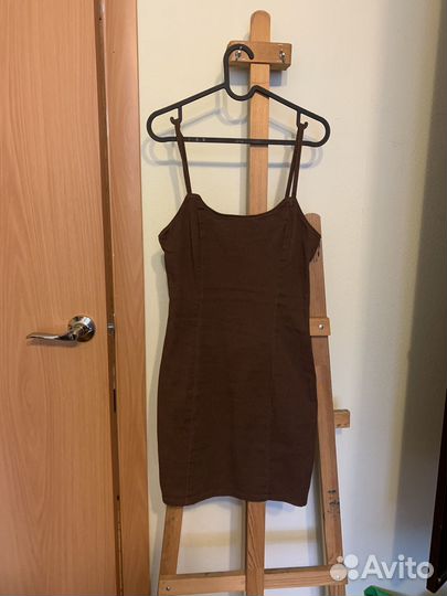 Платье сарафан джинсовый hm коричневый xs