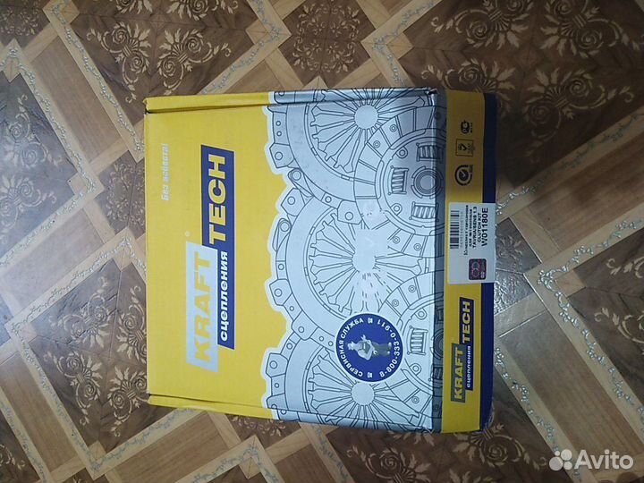 Продам комплект сцепления новый на таврию, заз сен