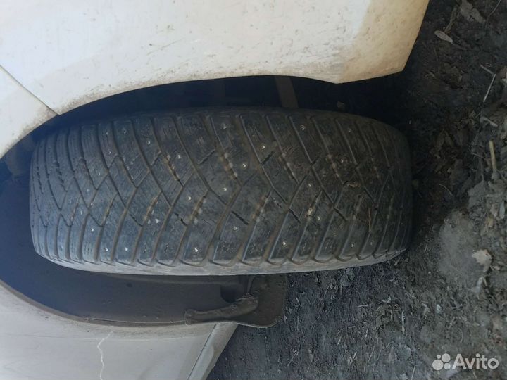 Goodyear Ultragrip Ice Arctic 205/60 R16 60B