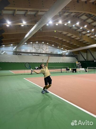 Тренер по большому теннису