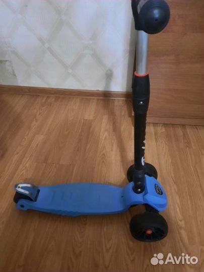 Самокат детский трехколесный