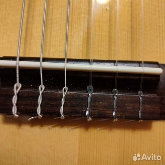 Классическая гитара 4/4