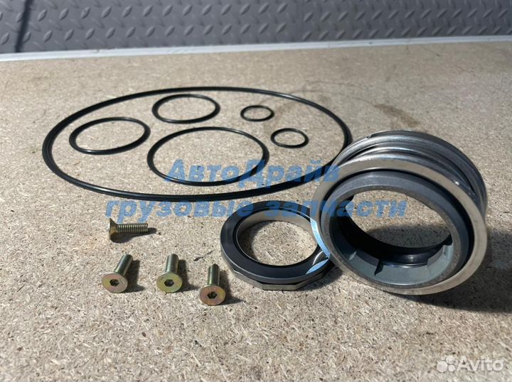 Ремкомплект водяного насоса Ман Тга двигатель D286