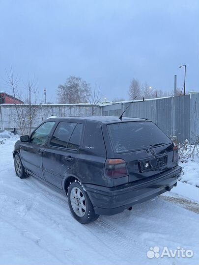 Volkswagen Golf 1.6 МТ, 1997, 183 000 км