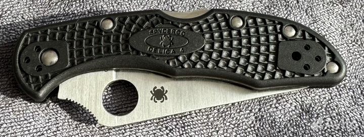 Нож delica spyderco4