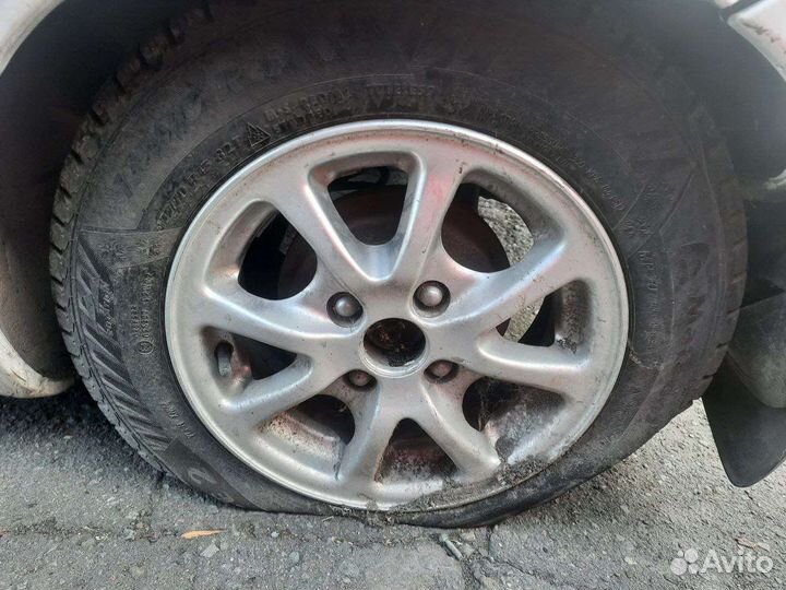 Toyota vitz в разбор