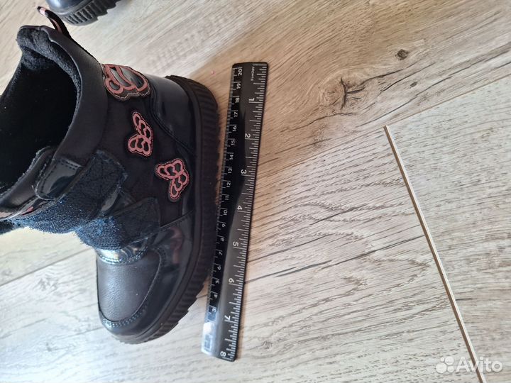 Ботинки демисезонные для девочки 26 размер