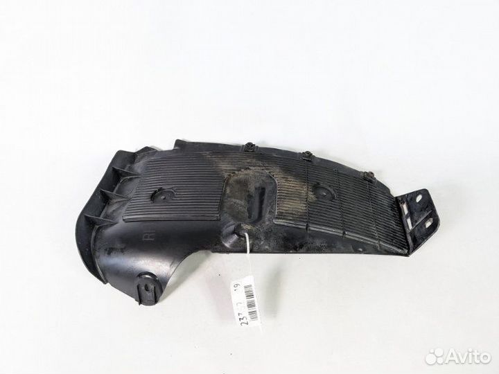 Локер подкрылок задний правый задний правый