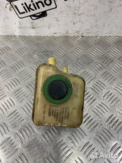 Бачок гидроусилителя руля Audi Q7 4L BUG