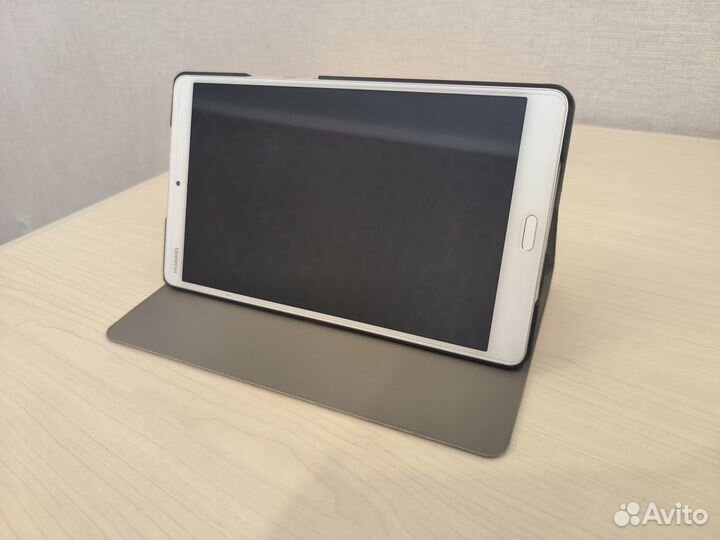 Планшет Huawei Mediapad M3 8.4