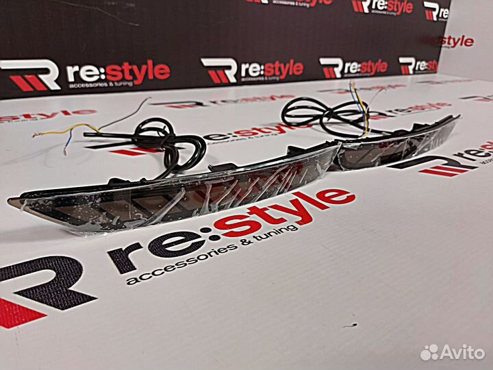 Катафоты Subaru Forester 08-18г Бег поворотник