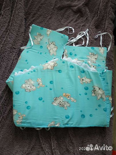 Бортики в детскую кроватку +комплект белья