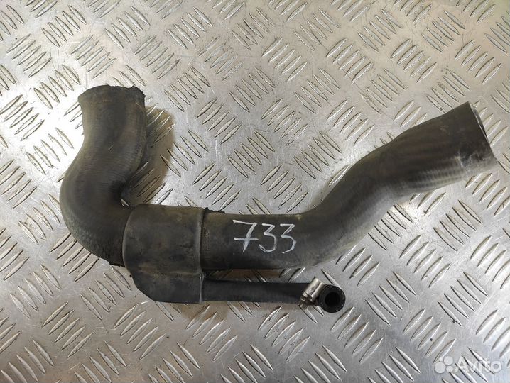 Патрубок радиатора Vito 1996-2003