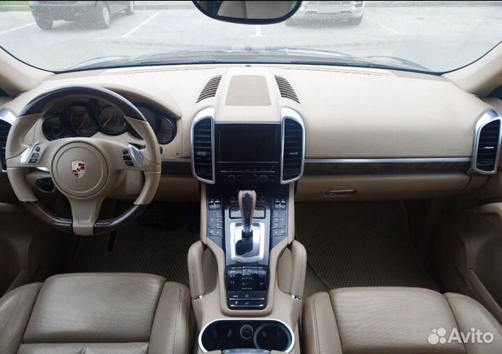 Porsche Cayenne 3.0 AT, 2012, битый, 170 000 км