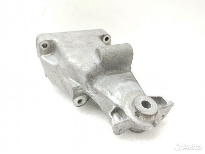 Кронштейн двигателя правый Mercedes-Benz Glc-Class