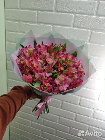 Букет роза букеты розы хризантема пионы гортензия