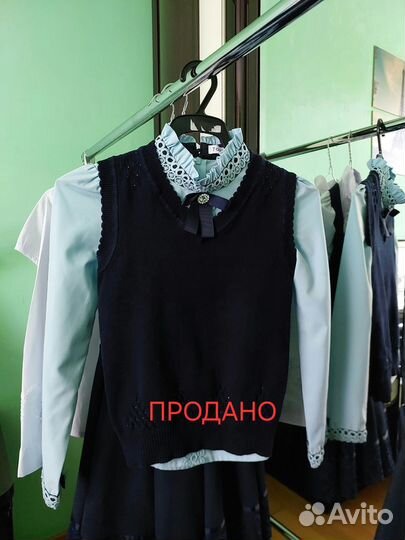 Школьная форма для девочки 122-128 белый/синий