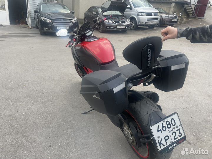 Сумка на бак и кофры Ducati diavel BMW