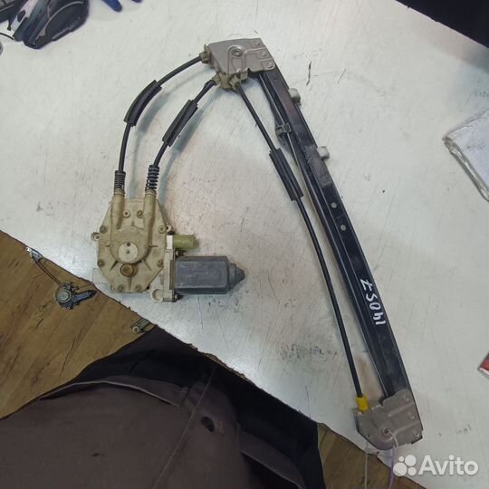 Стеклоподъемник электрический BMW 3