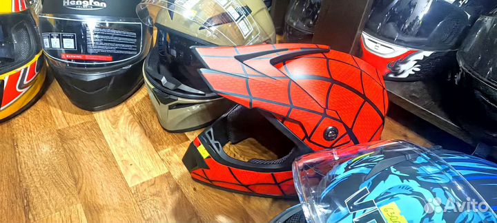 Мотошлем новый
