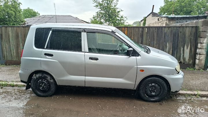 Mitsubishi Dingo 1.3 AT, 2001, битый, 350 000 км