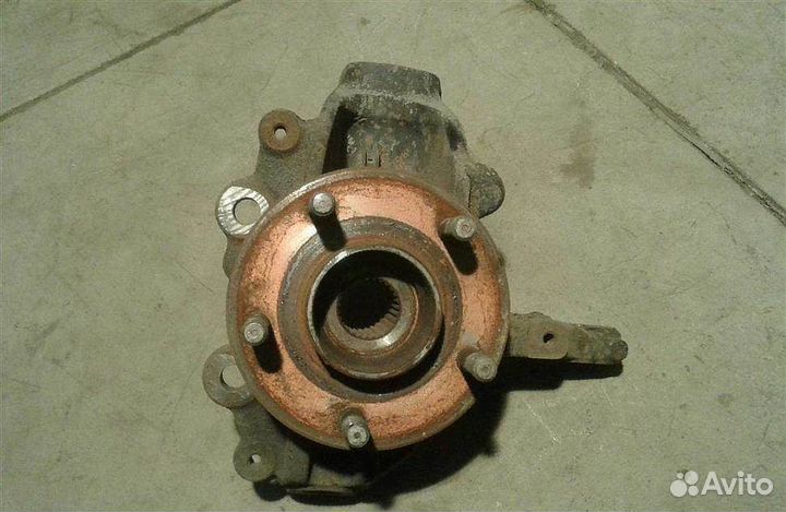 Поворотный кулак левый / правый Форд Фокус 3