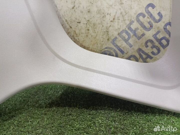 Обшивка стойки задняя правая Ford Fusion хэтчбек