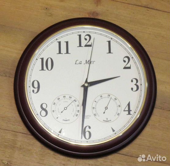 Часы настенные