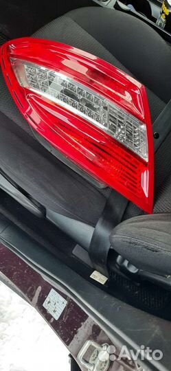 Фара на мерседес