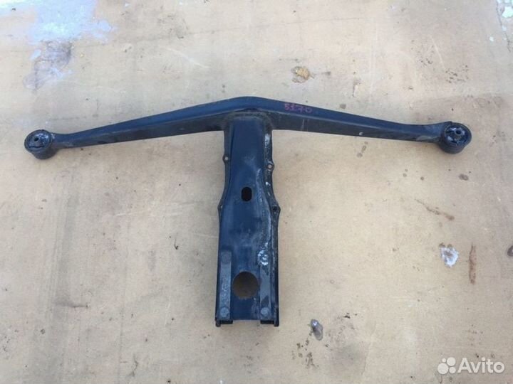 Балка редуктора (Т-образная)