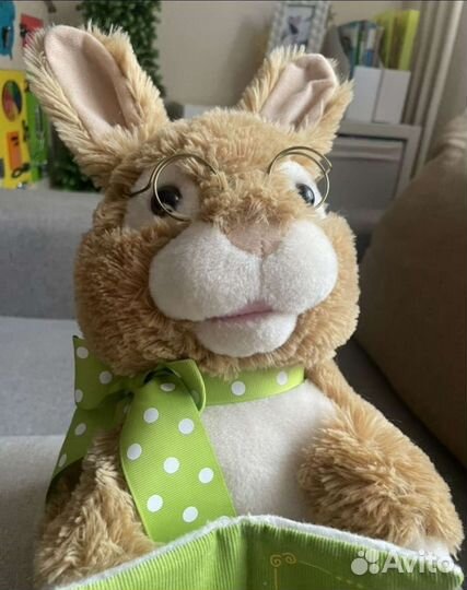 Интерактивный зайка сказочник