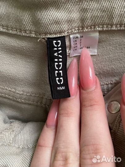 Джинсы hm