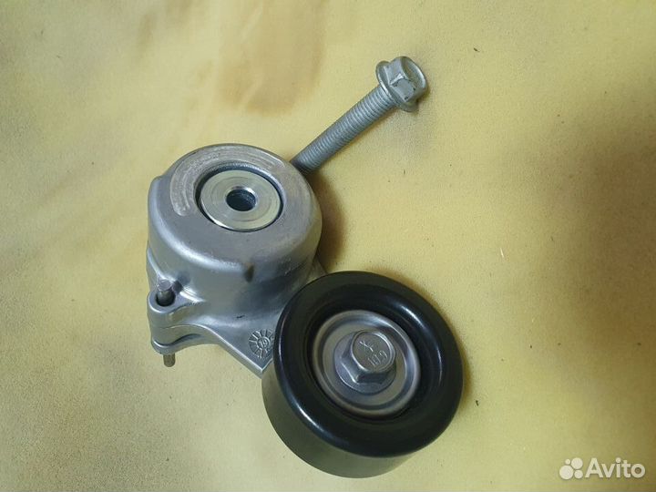 Натяжной ролик генератора Opel Insignia 1.6T 12