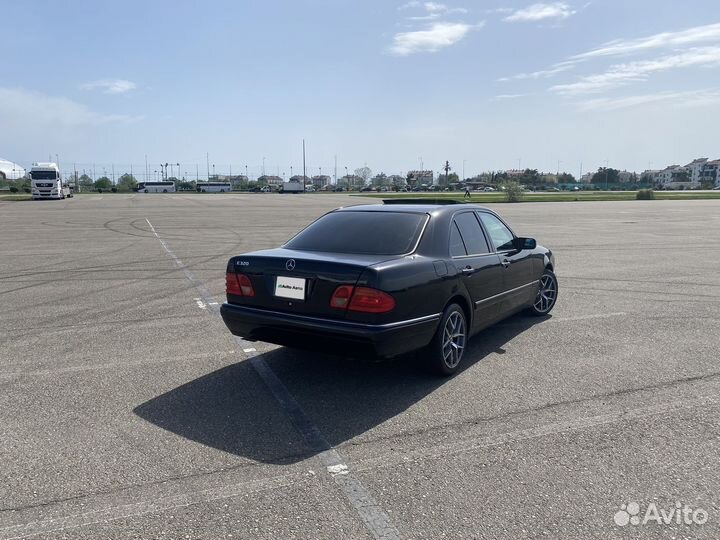 Mercedes-Benz E-класс 3.2 AT, 1996, 258 000 км