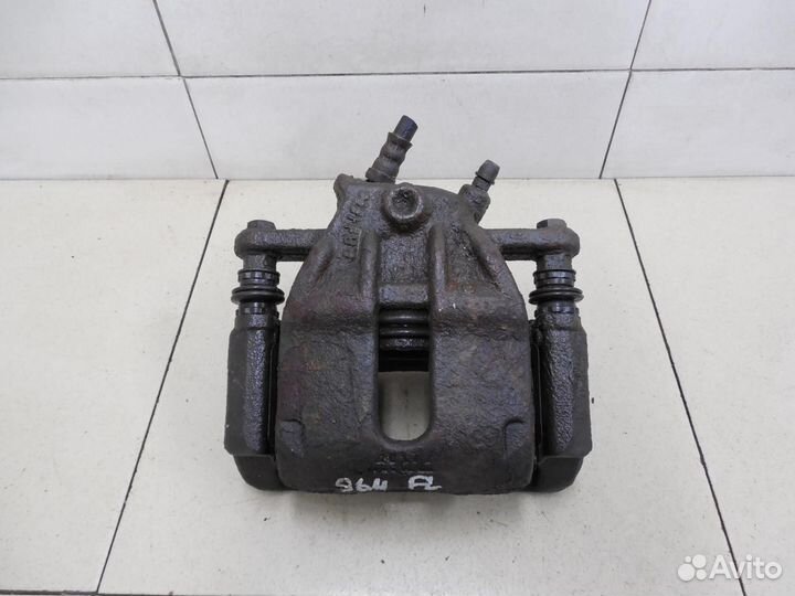 Суппорт передний левый Duster 2012