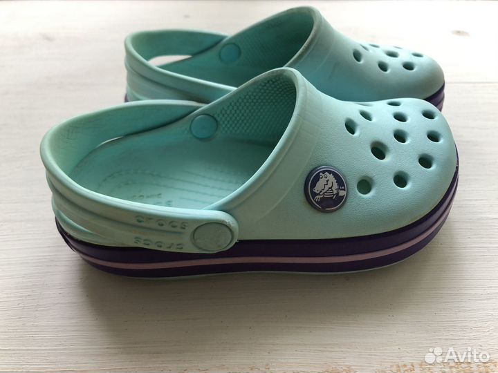 Сандалии crocs c8