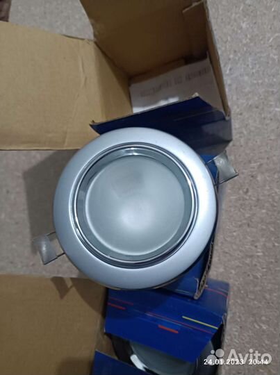 Светильник потолочный встраиваемый