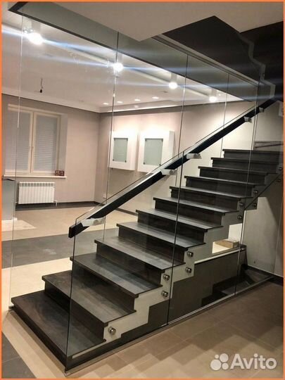 Лестницы на заказ / Лестница из металла